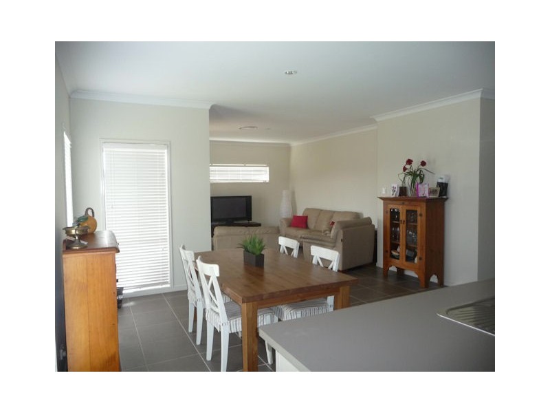 North Lakes QLD 4509