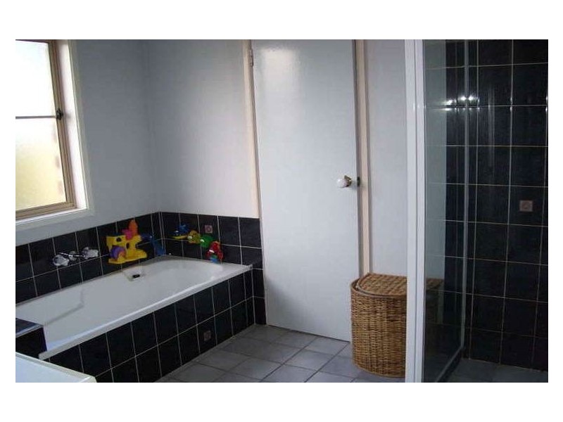 17 Hickory Drive, Narangba QLD 4504