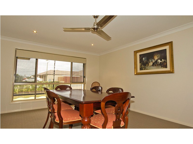 18 Seabiscuit, Kallangur QLD 4503