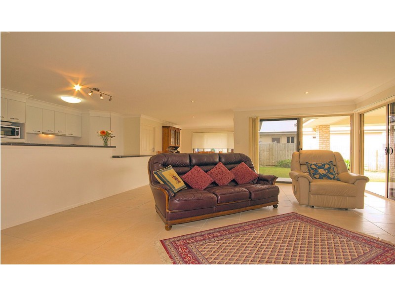 18 Seabiscuit, Kallangur QLD 4503