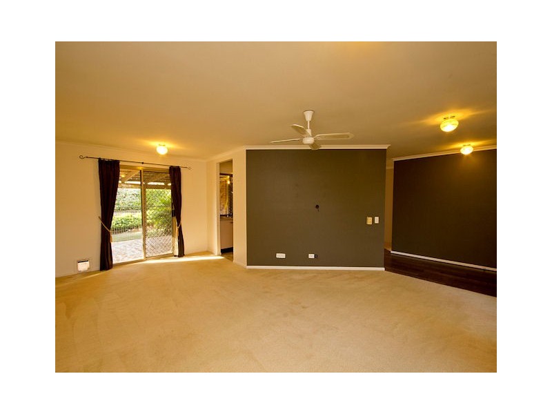 23  Winter Road, Kallangur QLD 4503