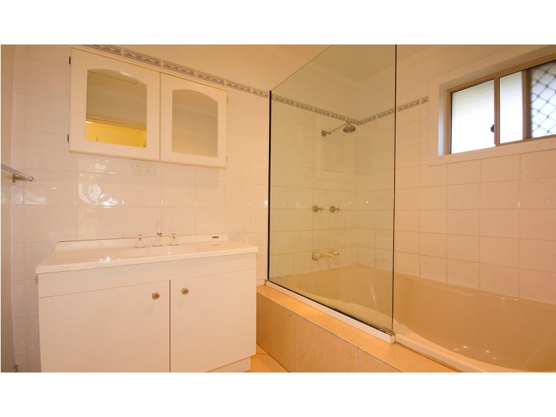 10 Pearl Avenue, Kallangur QLD 4503