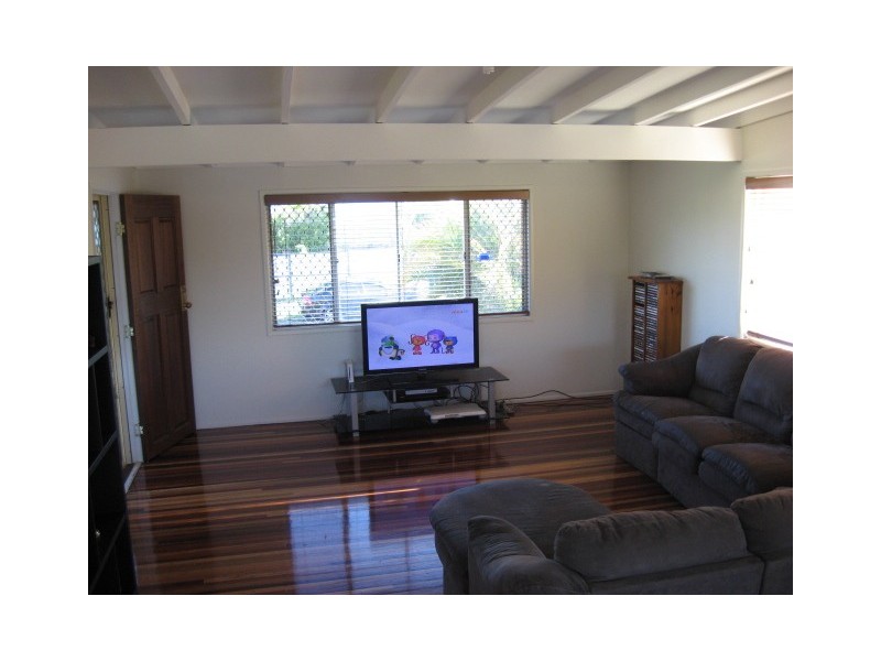 2 Dangerie, Kallangur QLD 4503