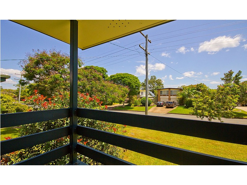 13 Golden Avenue, Kallangur QLD 4503