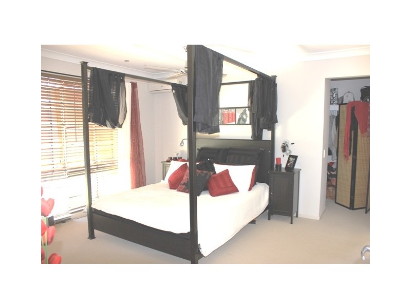 60 Goshawk Drive, Kallangur QLD 4503