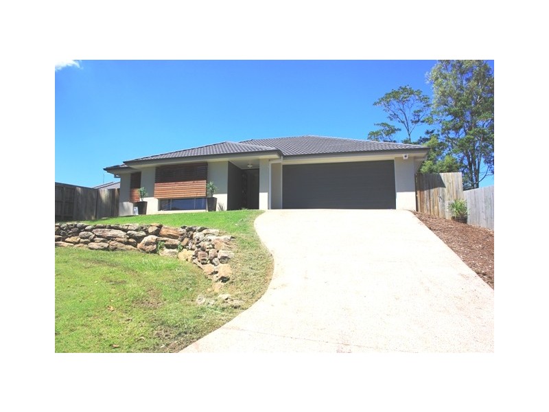 60 Goshawk Drive, Kallangur QLD 4503