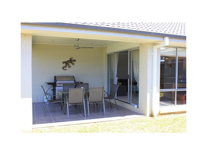 60 Goshawk Drive, Kallangur QLD 4503