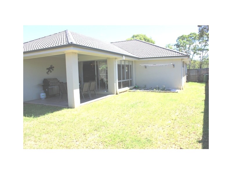60 Goshawk Drive, Kallangur QLD 4503