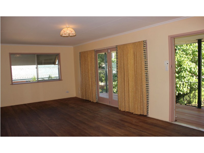 1279 Anzac Avenue, Kallangur QLD 4503