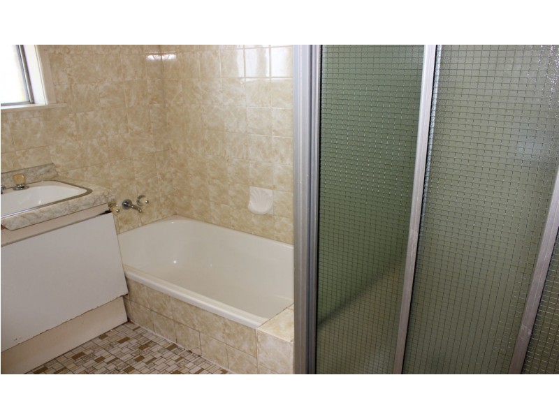 1279 Anzac Avenue, Kallangur QLD 4503