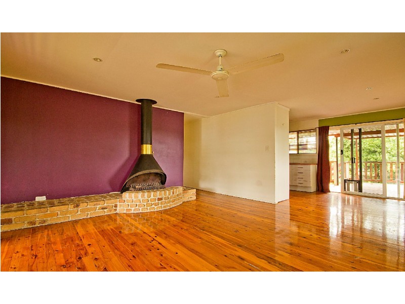 11 Lerose Avenue, Kallangur QLD 4503