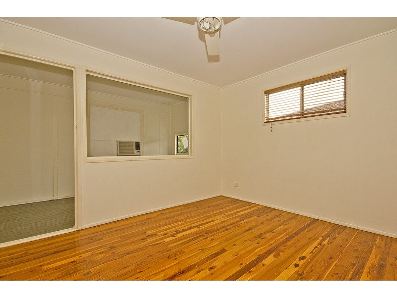 11 Lerose Avenue, Kallangur QLD 4503