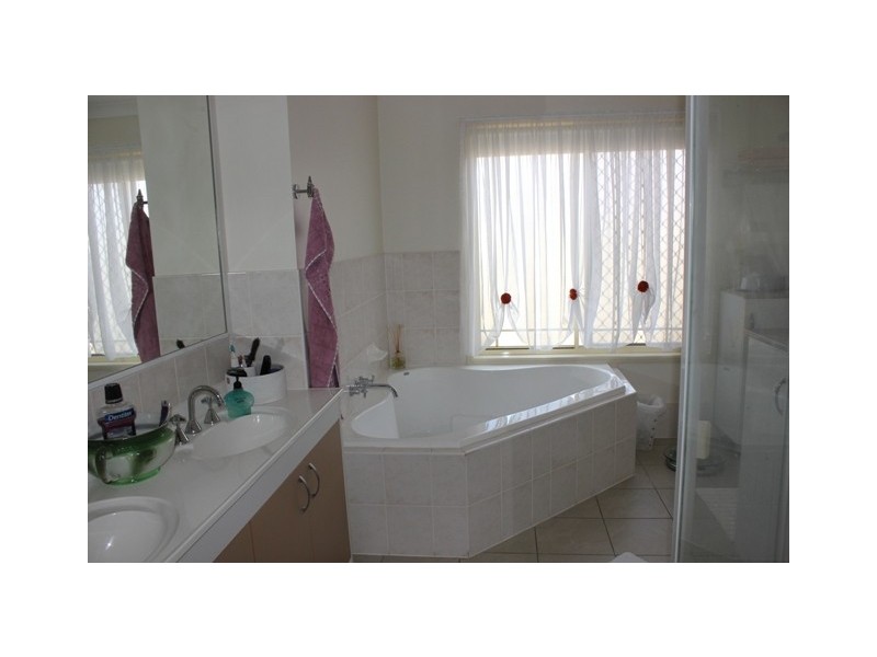 17 Pembridge, Murrumba Downs QLD 4503