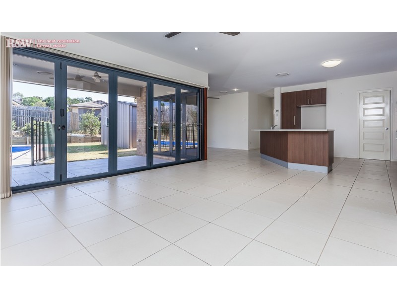 16 Burns Parade, Kallangur QLD 4503