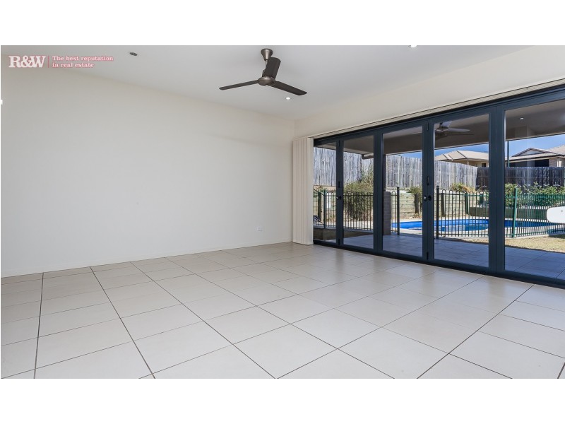 16 Burns Parade, Kallangur QLD 4503