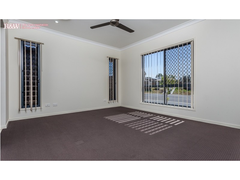 16 Burns Parade, Kallangur QLD 4503