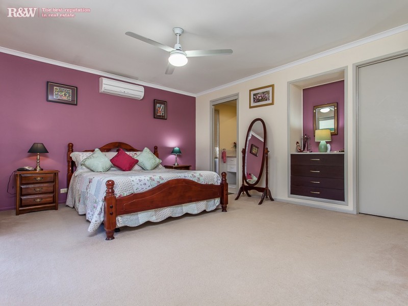 13 Barrine Pde, Petrie QLD 4502