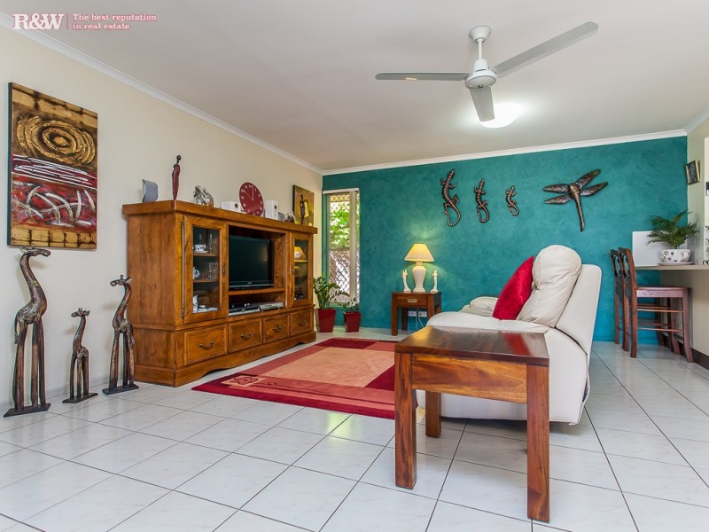 13 Barrine Pde, Petrie QLD 4502