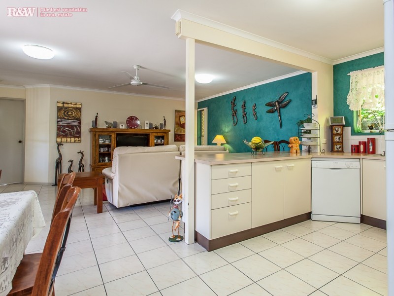 13 Barrine Pde, Petrie QLD 4502
