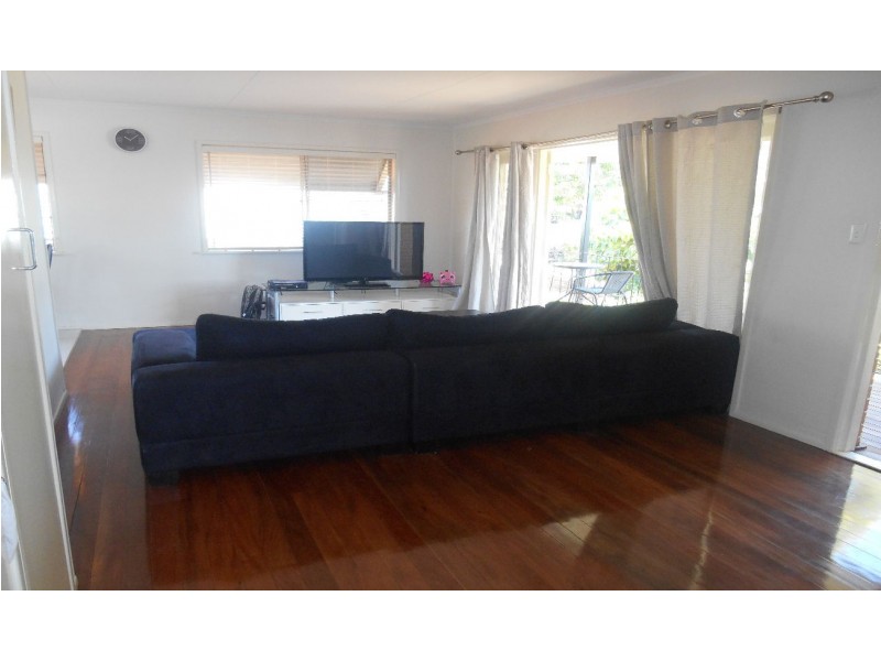 1279 Anzac Avenue, Kallangur QLD 4503