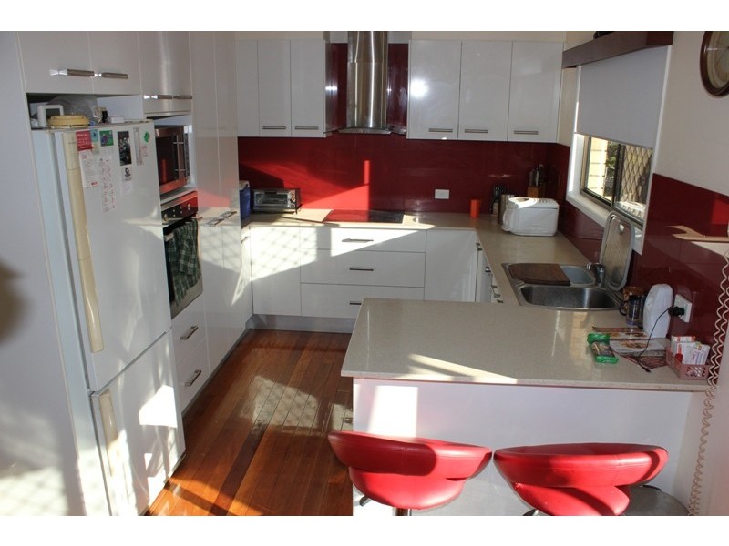 9 LINTONE, Kallangur QLD 4503