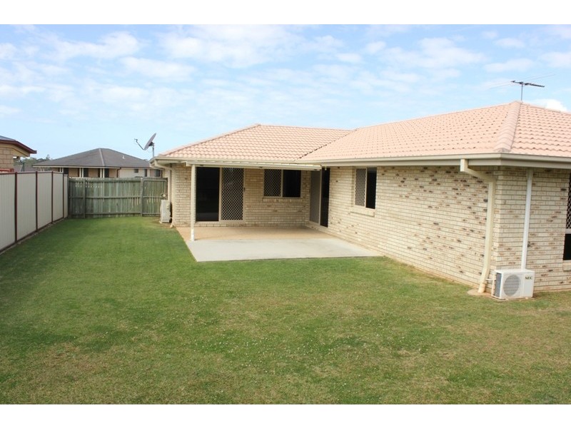 11 Vibrant Ct, Dakabin QLD 4503