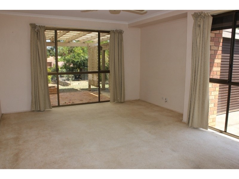 28 Huntington Drive, Kallangur QLD 4503