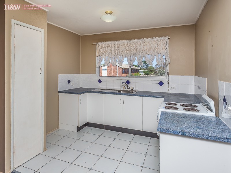 43 Boardman St, Kallangur QLD 4503