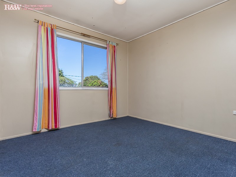 43 Boardman St, Kallangur QLD 4503