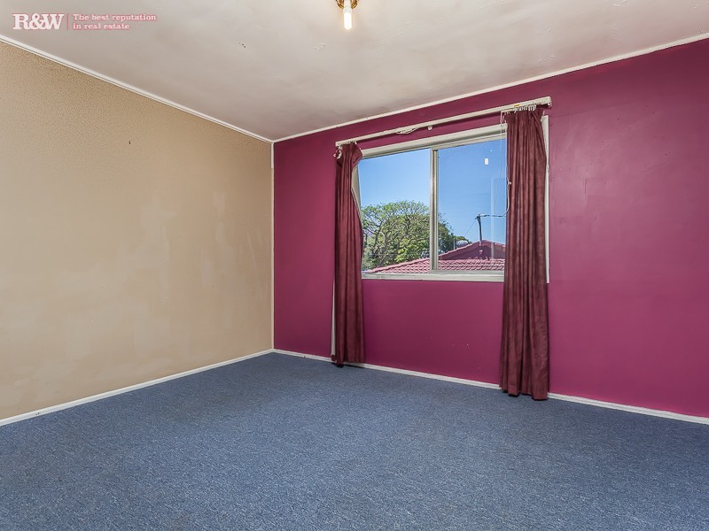 43 Boardman St, Kallangur QLD 4503