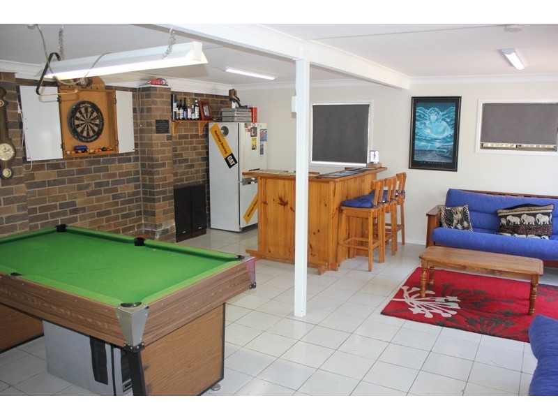 16 alpha, Kallangur QLD 4503