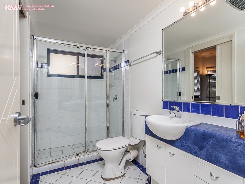 4/93 Marine Pde, Redcliffe QLD 4020