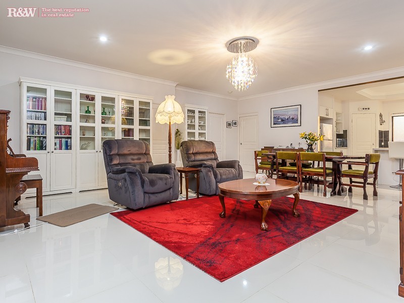 16 Avonlea St, Murrumba Downs QLD 4503