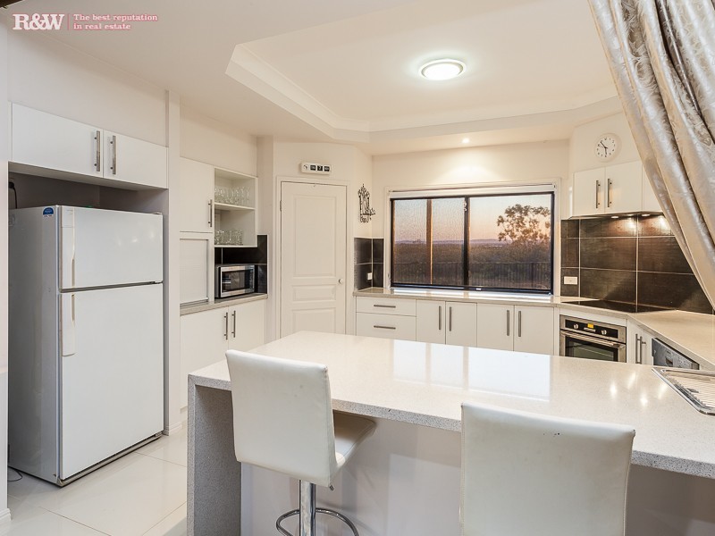 16 Avonlea St, Murrumba Downs QLD 4503