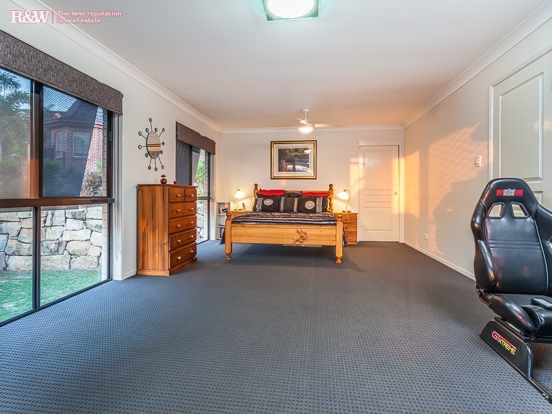 16 Avonlea St, Murrumba Downs QLD 4503