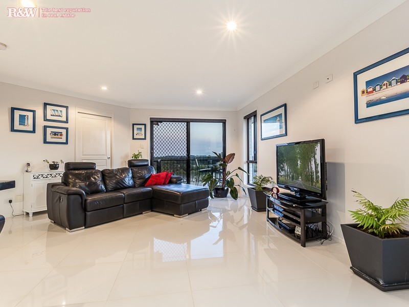 16 Avonlea St, Murrumba Downs QLD 4503