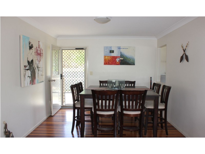 2 Justine Mary Ct, Kallangur QLD 4503