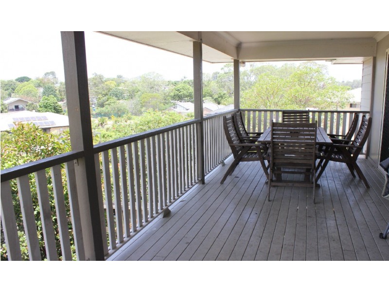 2 Justine Mary Ct, Kallangur QLD 4503