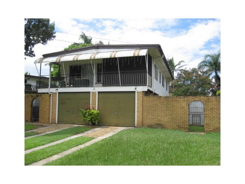 33 PETER, Strathpine QLD 4500