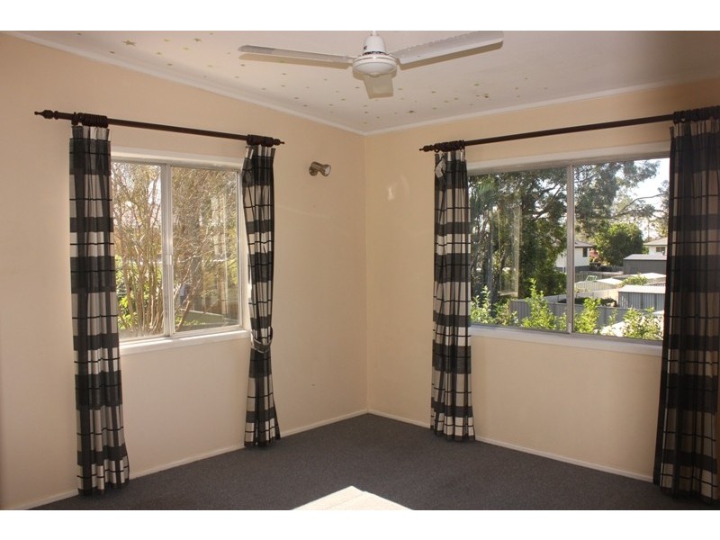 33 PETER, Strathpine QLD 4500