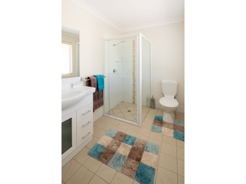 1/12 Ahern St, Kallangur QLD 4503