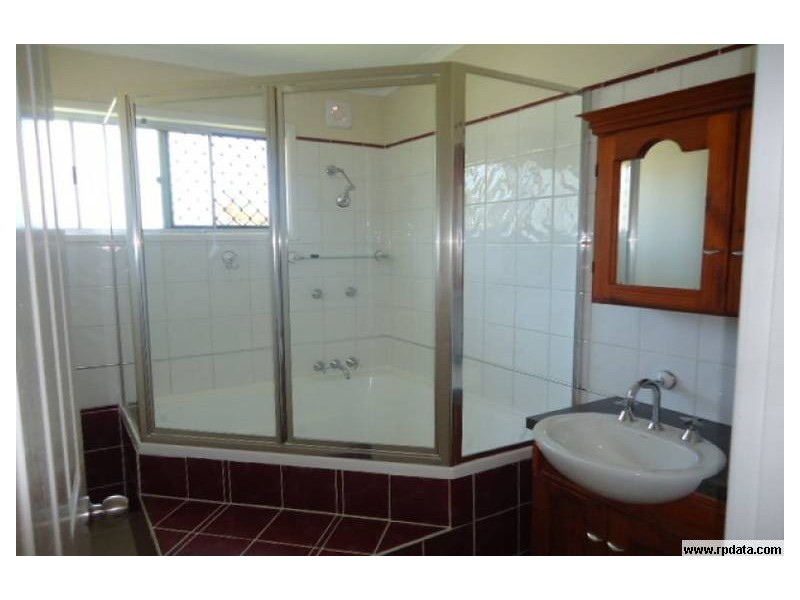 5 Melinda, Burpengary QLD 4505