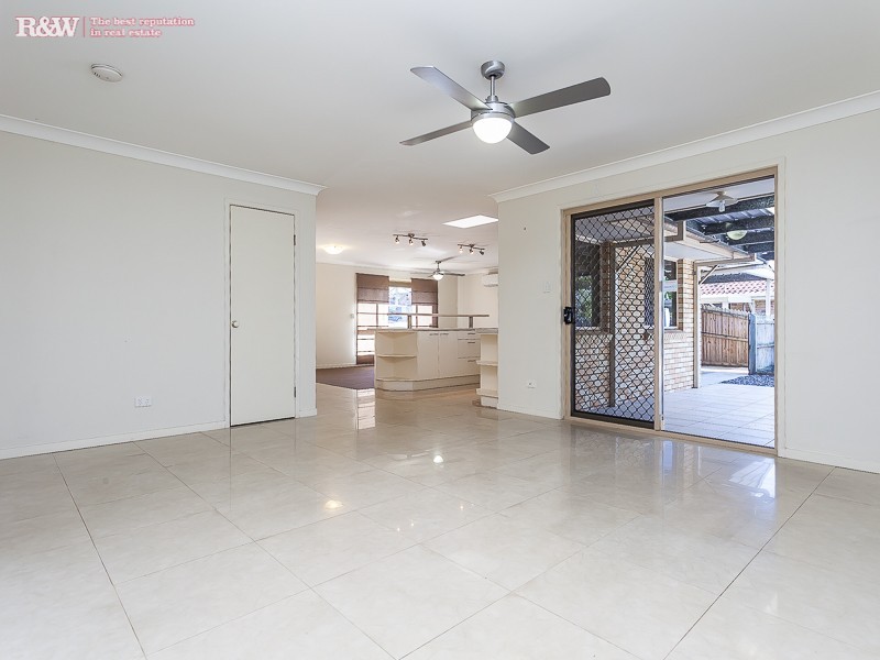 11 Freedom Dr, Kallangur QLD 4503