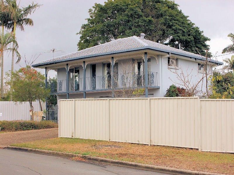 14 Lintone St, Kallangur QLD 4503