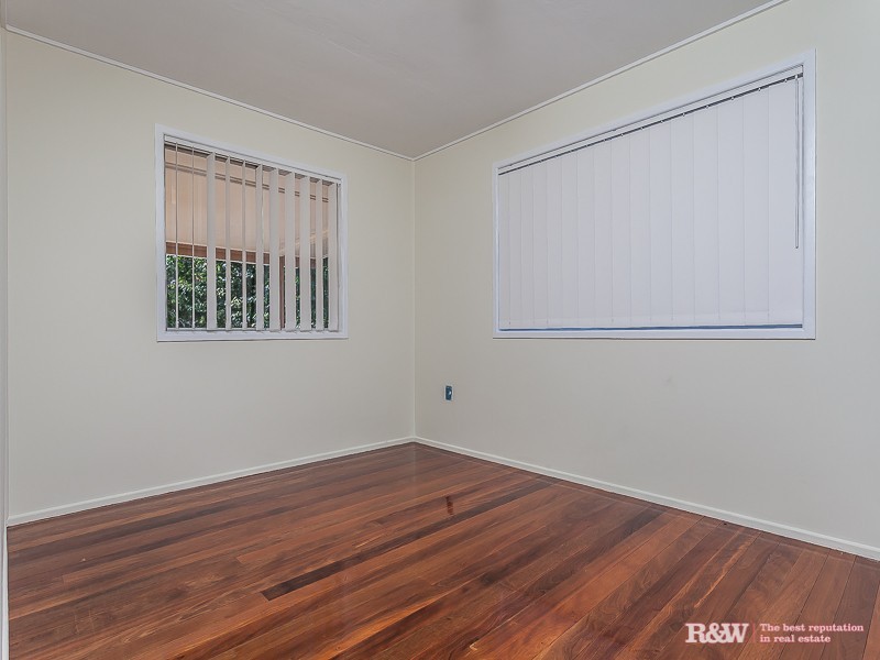 64 Wattle, Kallangur QLD 4503