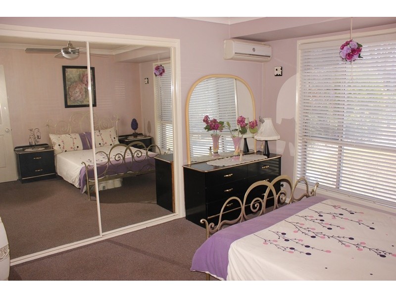 12 Jillian Street, Kallangur QLD 4503