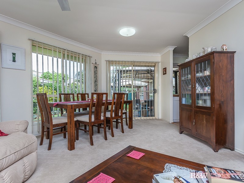 4 St Aidens Ct, Kallangur QLD 4503