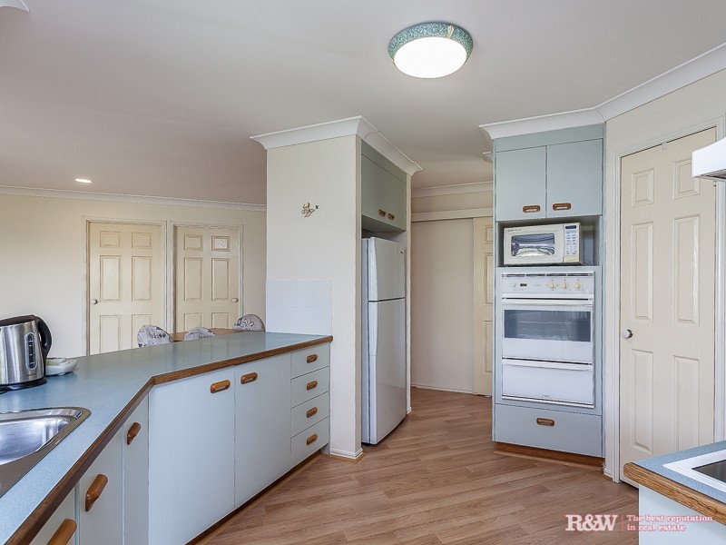 4 St Aidens Ct, Kallangur QLD 4503