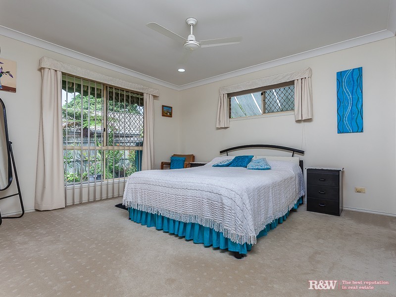4 St Aidens Ct, Kallangur QLD 4503