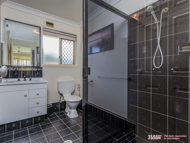 4 St Aidens Ct, Kallangur QLD 4503